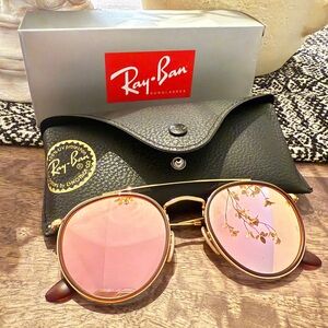 NEW Ray-Ban Gold Frame with Pink Gradient Mirror Lenses
